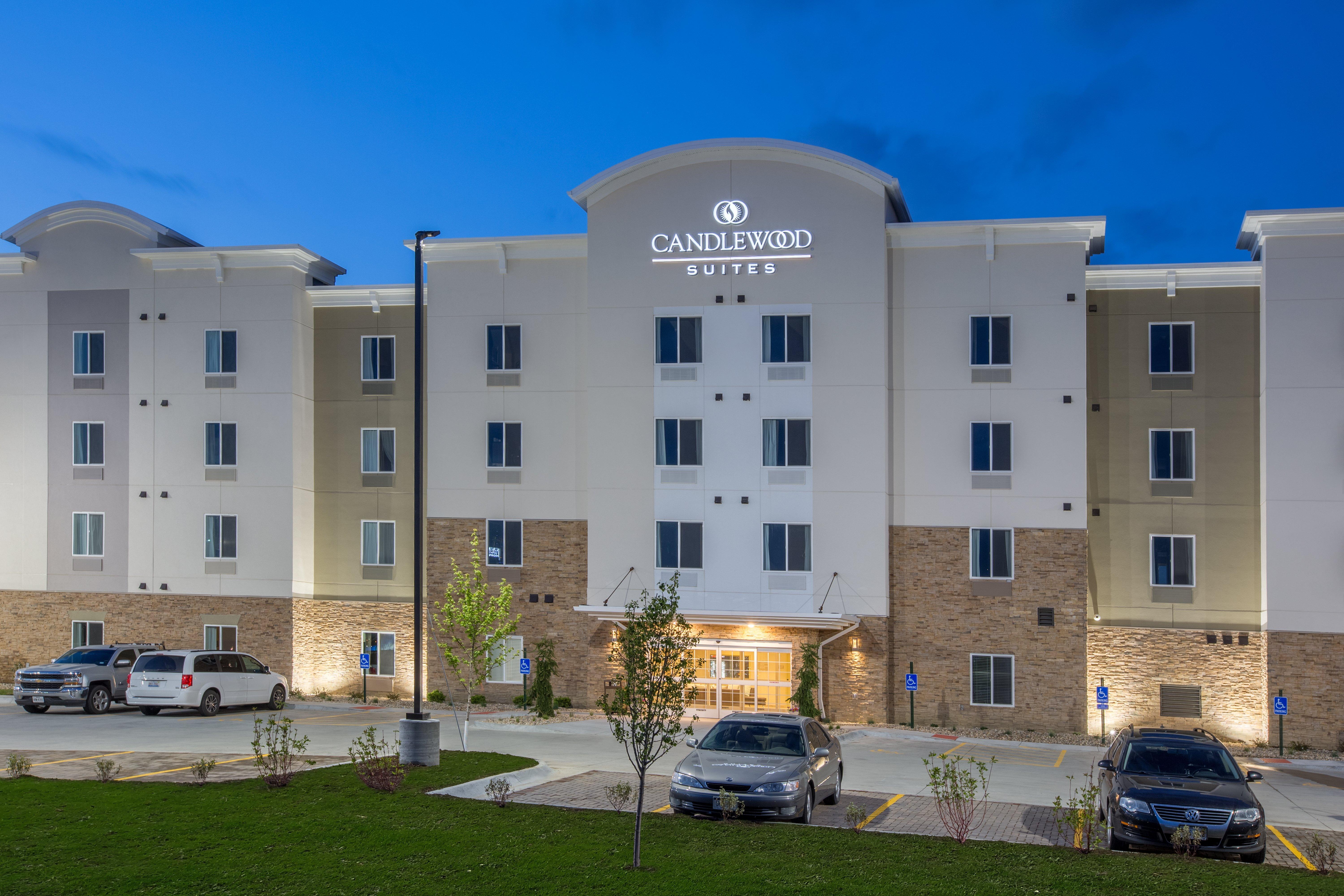 Candlewood Suites - Omaha Millard Area By Ihg Exterior foto